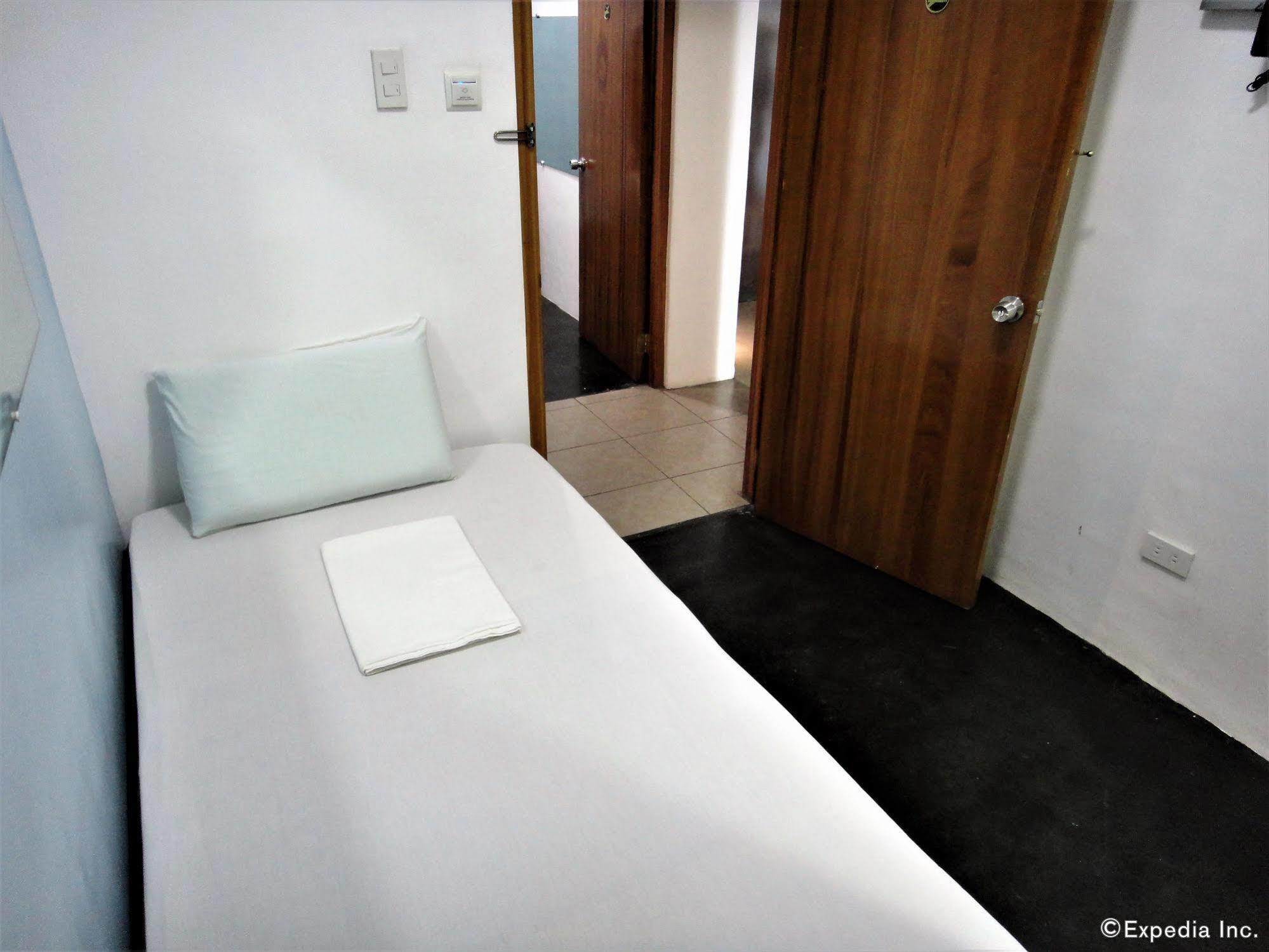 G-Galyx Inn Hotel カガヤン・デ・オロ エクステリア 写真
